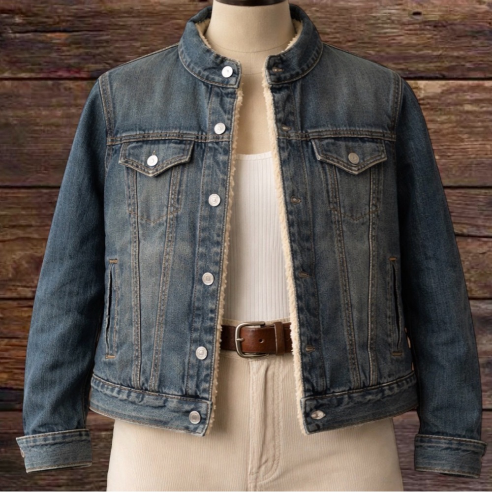 vintage GAP sherpa lined denim jacket 🤎